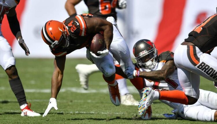 Nick Chubb Week 3 Fantasy Football Waiver Wire